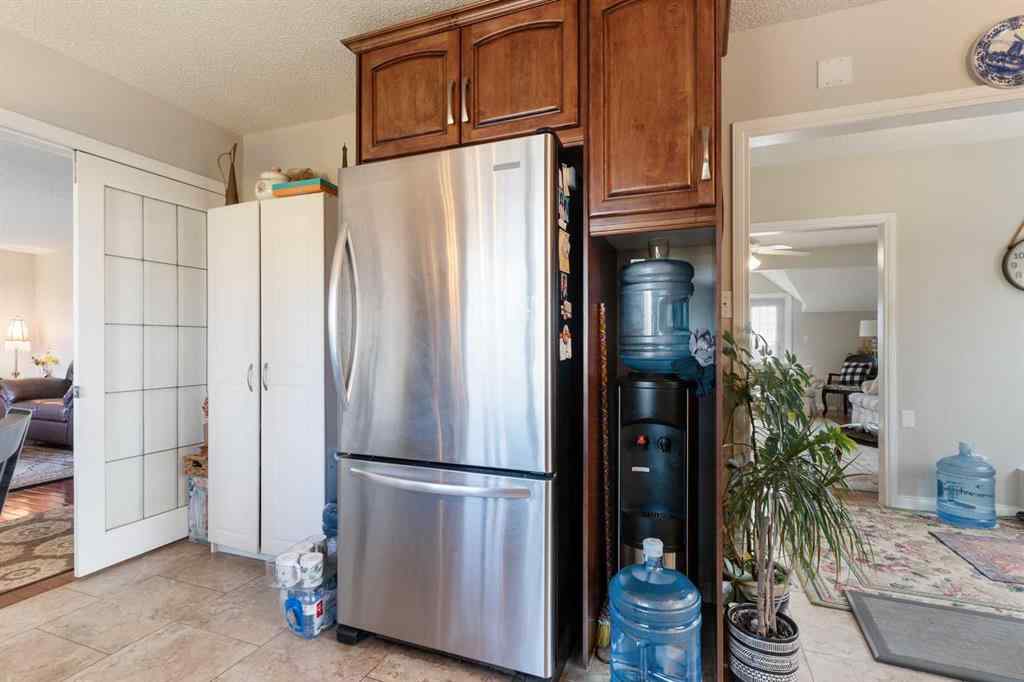 MLS® A2247834 - 2710 88 Street SE in NONE Calgary, Residential