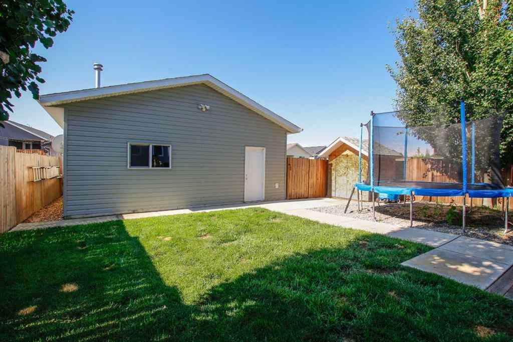MLS® A2247835 - 6 Henderson Crescent  in Hawkridge Estates Penhold, Residential