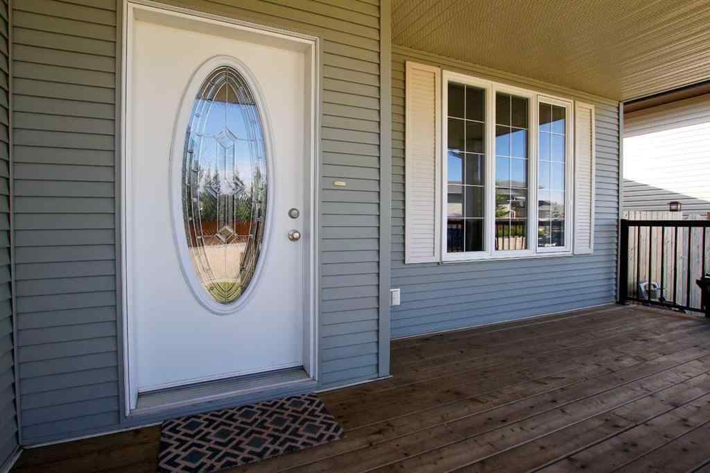 MLS® A2247835 - 6 Henderson Crescent  in Hawkridge Estates Penhold, Residential