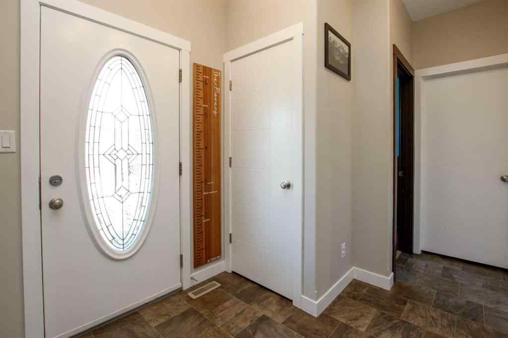 MLS® A2247835 - 6 Henderson Crescent  in Hawkridge Estates Penhold, Residential