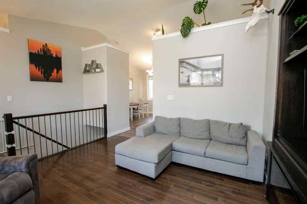 MLS® A2247835 - 6 Henderson Crescent  in Hawkridge Estates Penhold, Residential