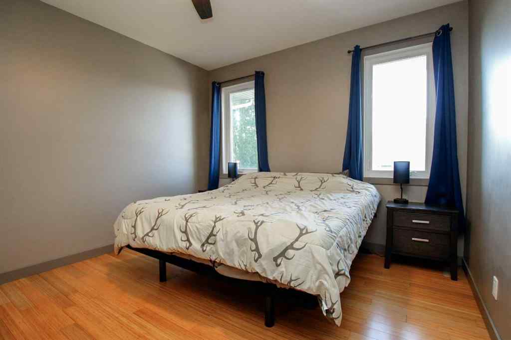 MLS® A2247835 - 6 Henderson Crescent  in Hawkridge Estates Penhold, Residential