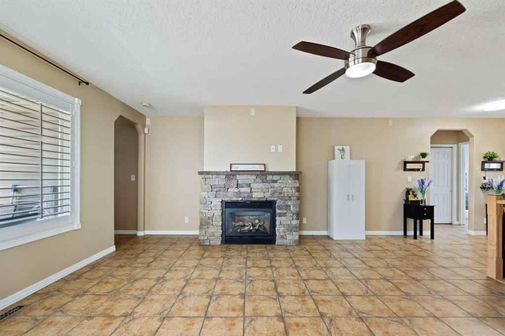 MLS® A2247840 - 732 1 Avenue  in NONE Irricana, Residential