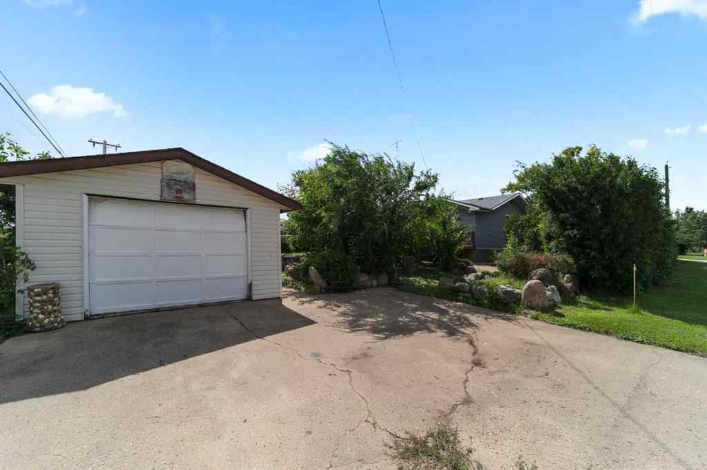 MLS® A2247852 - 5017 49 Avenue  in Forestburg Forestburg, Residential