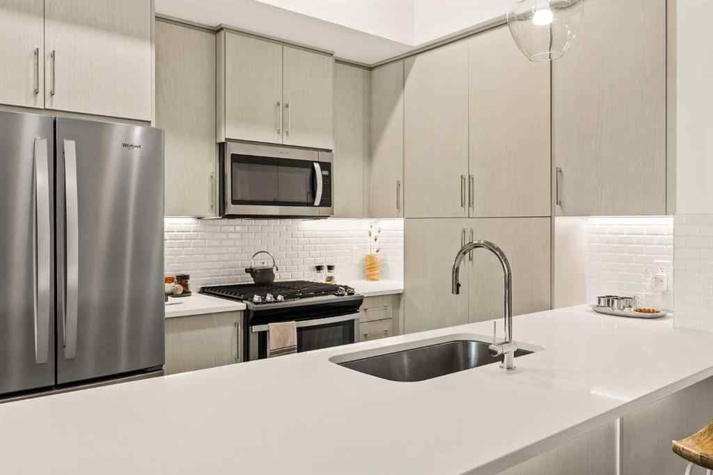 MLS® A2247865 - Unit #108 38 Quarry Gate SE in Douglasdale/Glen Calgary, Residential