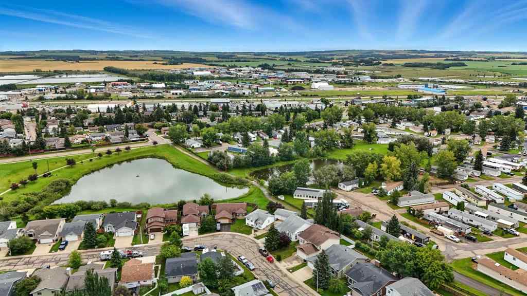 MLS® A2247866 - 69 Bruns Crescent  in Bruns Park Lacombe, Residential