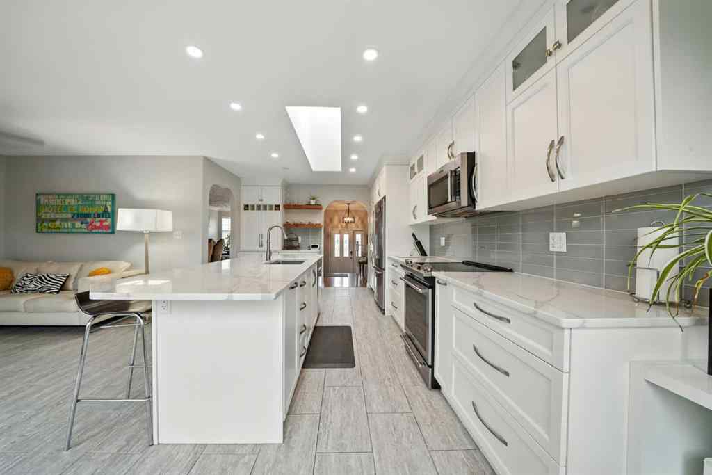 MLS® A2247866 - 69 Bruns Crescent  in Bruns Park Lacombe, Residential
