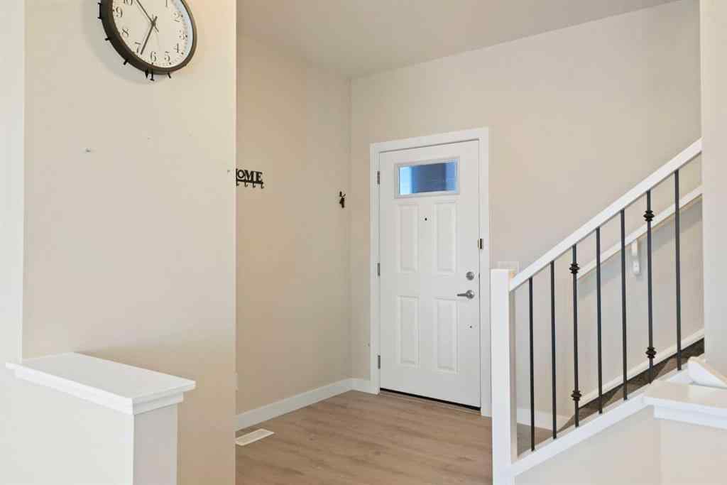 MLS® A2247873 - 818 Hampshire Crescent NE in Hampton Hills High River, Residential