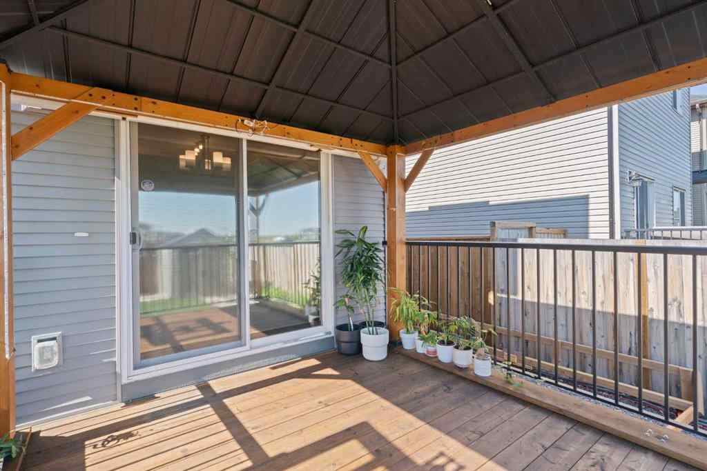MLS® A2247873 - 818 Hampshire Crescent NE in Hampton Hills High River, Residential