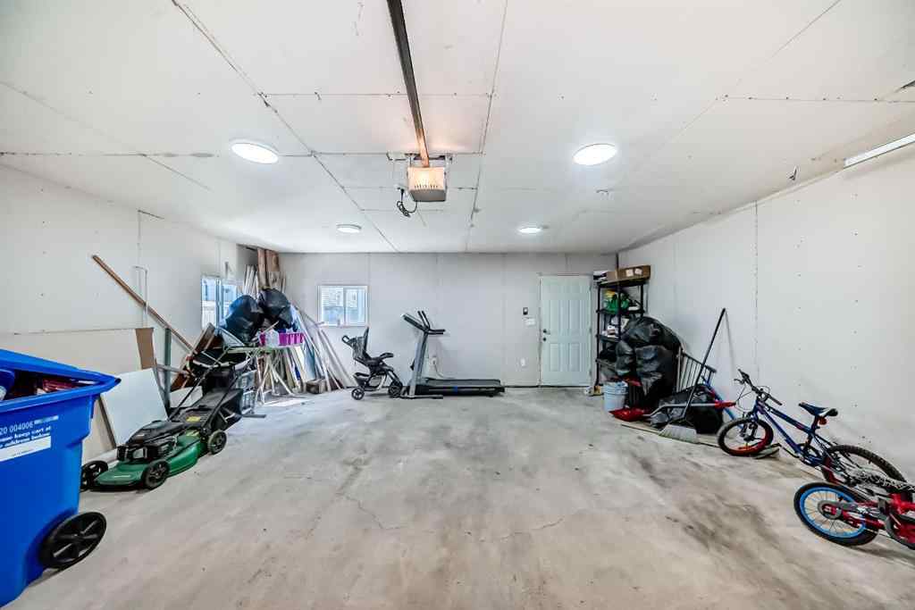 MLS® A2247875 - 32 Taravista Crescent NE in Taradale Calgary, Residential