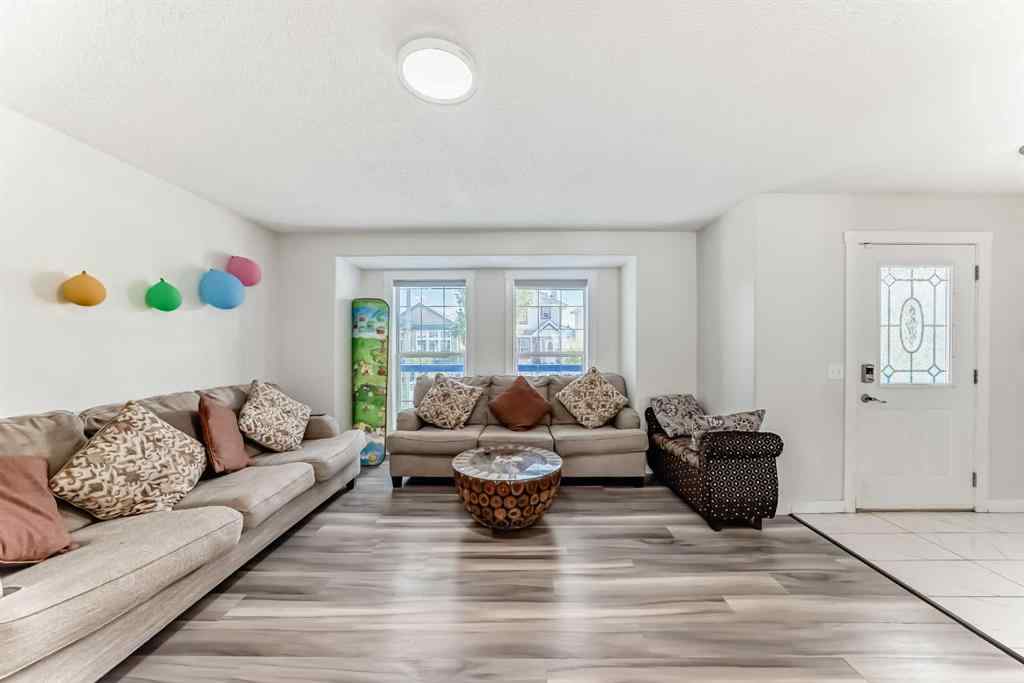 MLS® A2247875 - 32 Taravista Crescent NE in Taradale Calgary, Residential