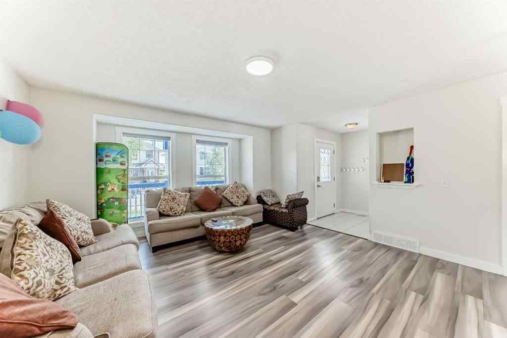 MLS® A2247875 - 32 Taravista Crescent NE in Taradale Calgary, Residential