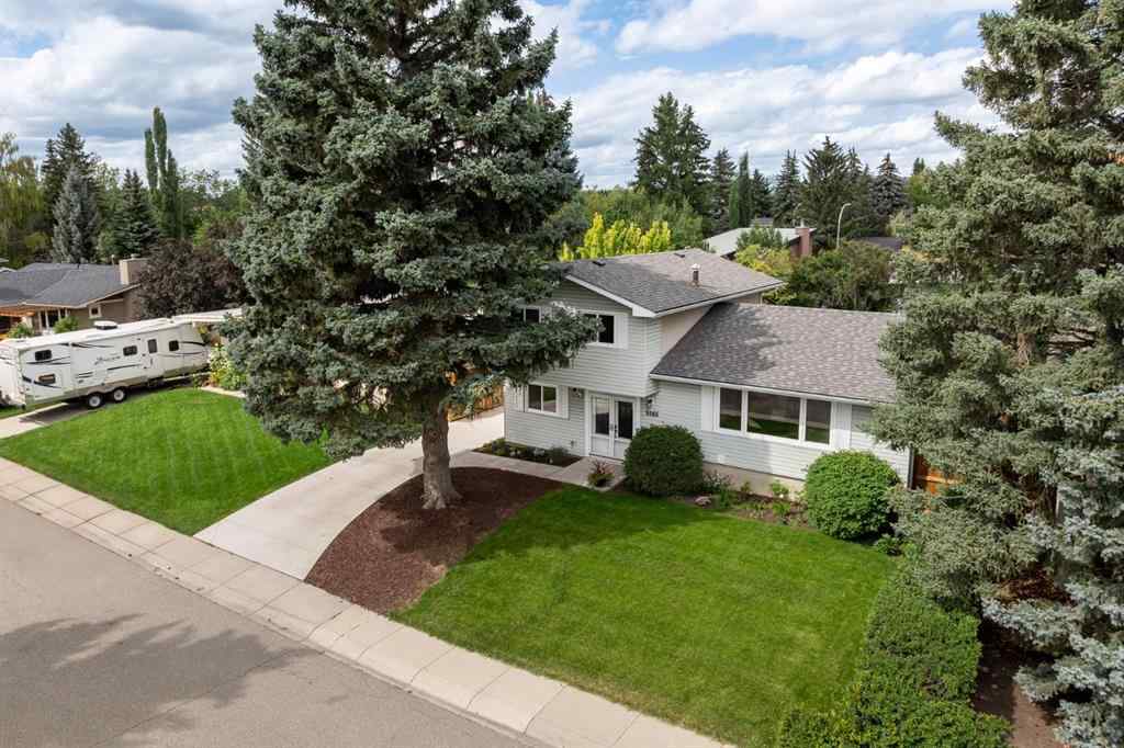 MLS® A2247880 - 5104 Vallance Crescent NW in Varsity Calgary, Residential