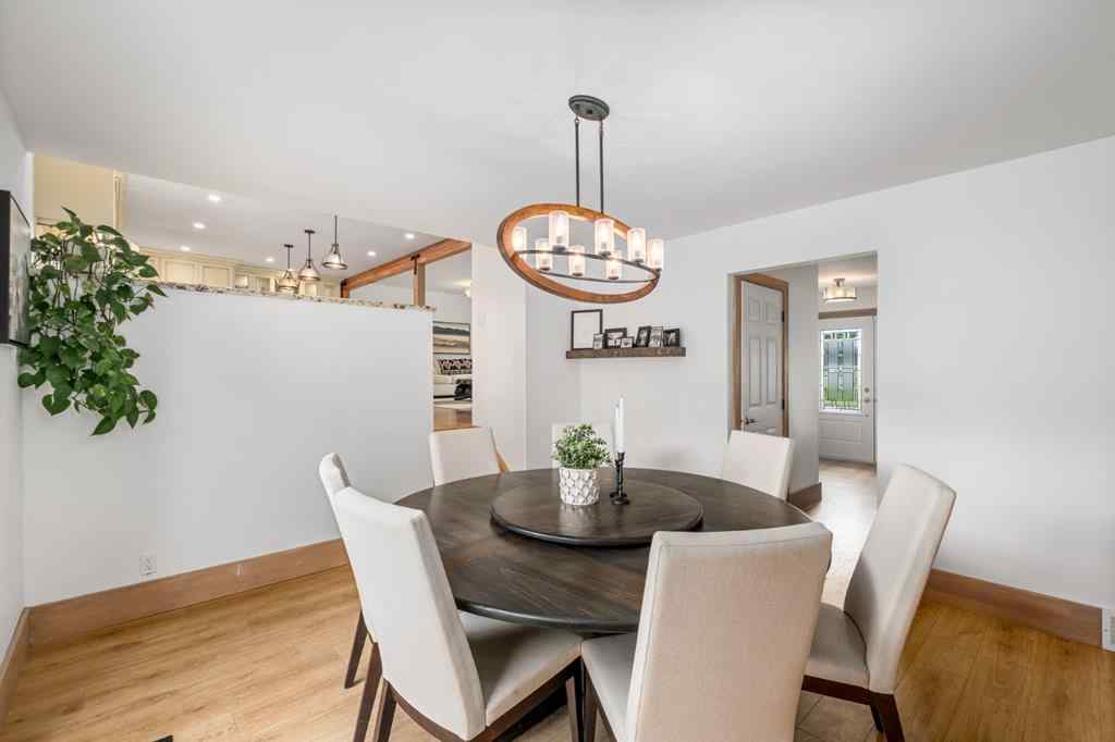 MLS® A2247880 - 5104 Vallance Crescent NW in Varsity Calgary, Residential