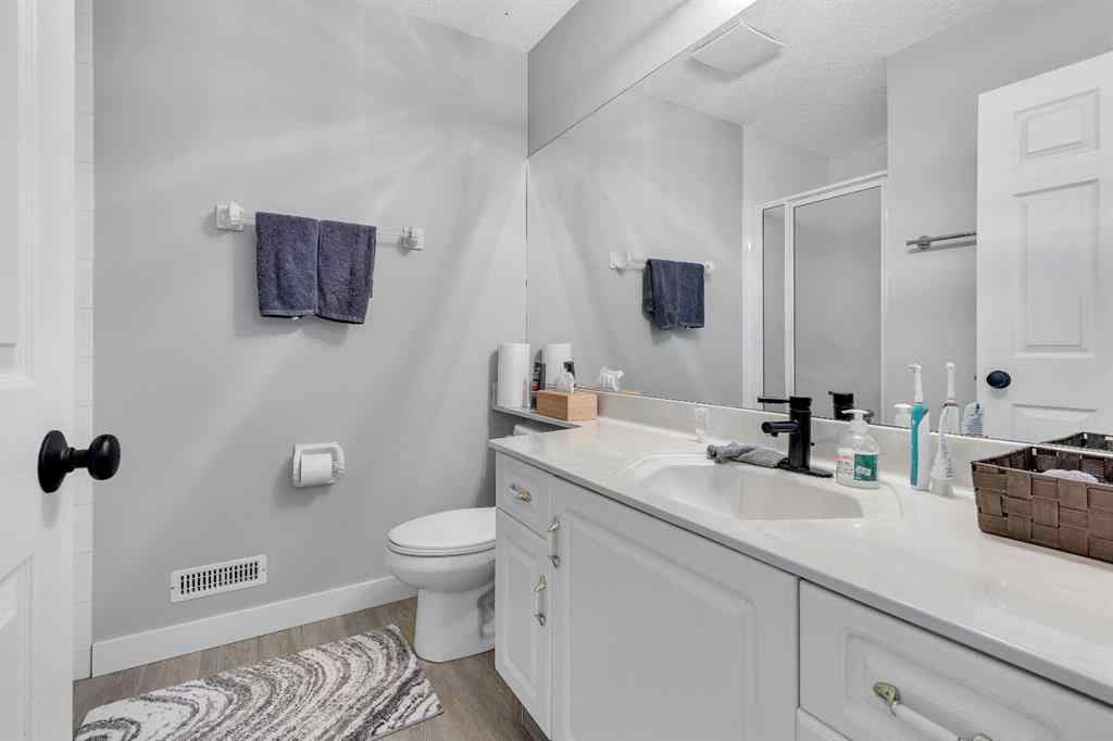 MLS® A2247887 - 812 Diamond Court SE in Diamond Cove Calgary, Residential