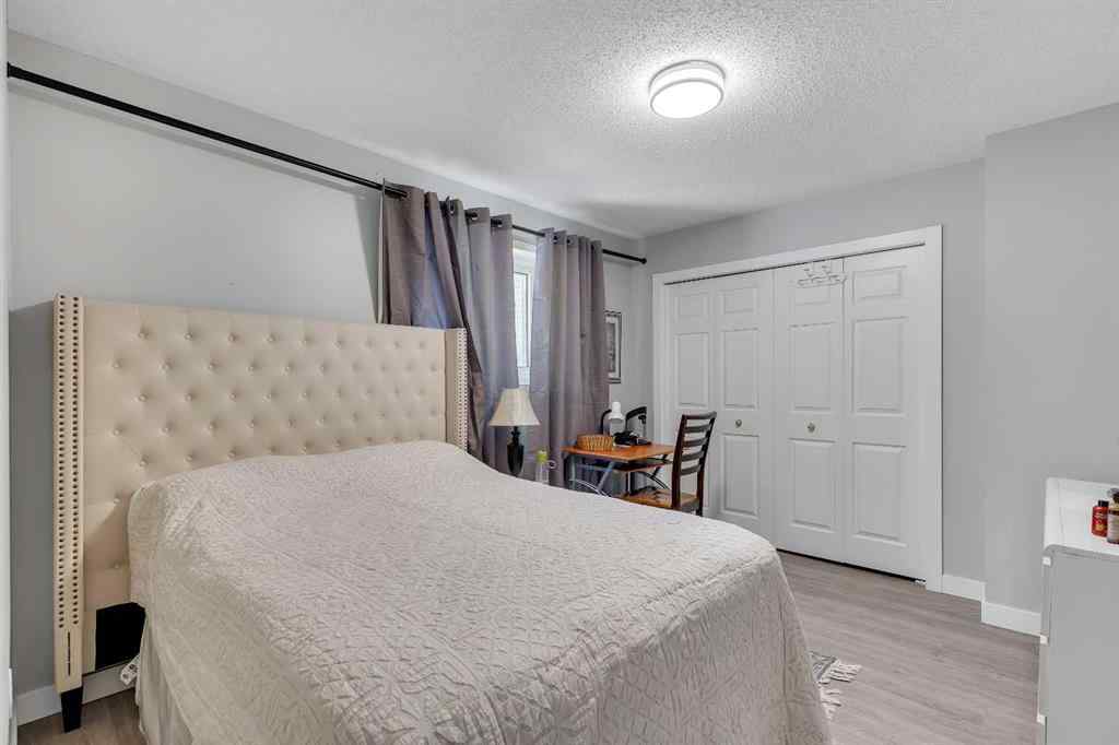 MLS® A2247887 - 812 Diamond Court SE in Diamond Cove Calgary, Residential