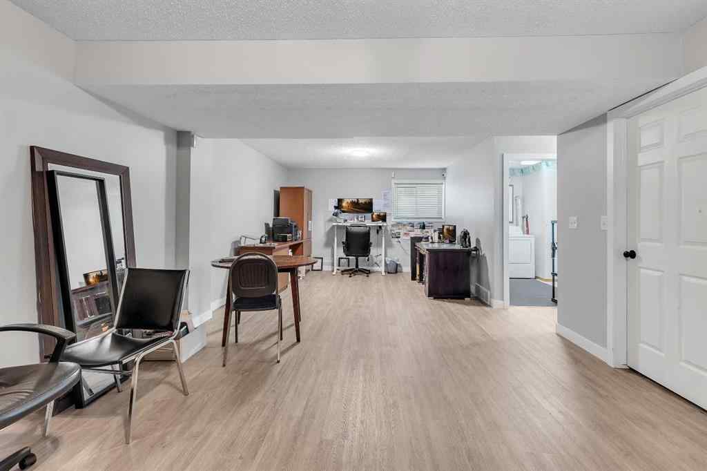 MLS® A2247887 - 812 Diamond Court SE in Diamond Cove Calgary, Residential