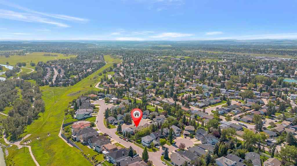 MLS® A2247887 - 812 Diamond Court SE in Diamond Cove Calgary, Residential