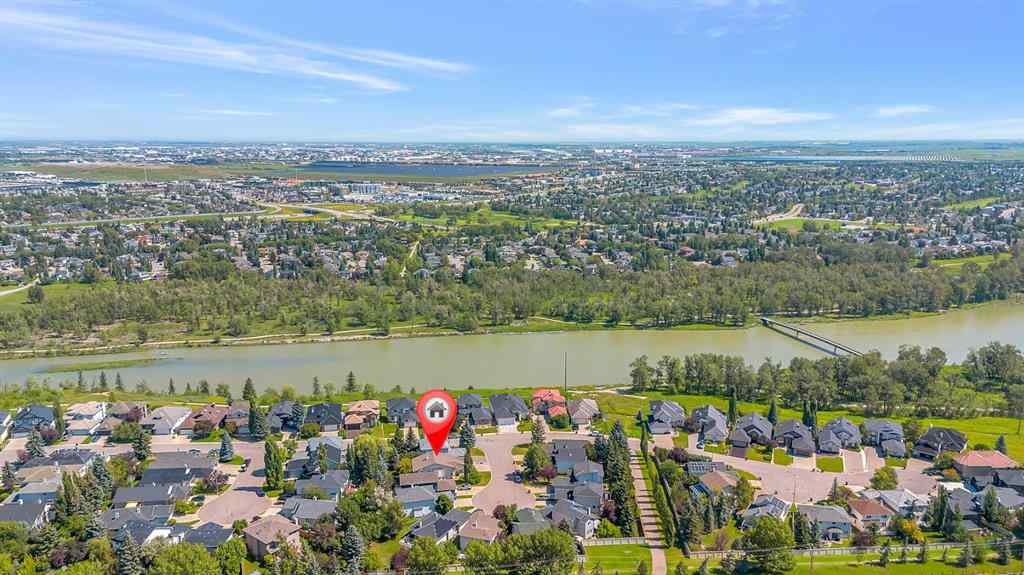 MLS® A2247887 - 812 Diamond Court SE in Diamond Cove Calgary, Residential