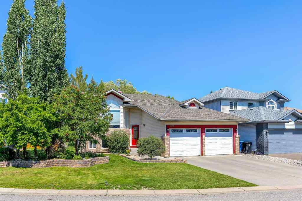 MLS® A2247887 - 812 Diamond Court SE in Diamond Cove Calgary, Residential