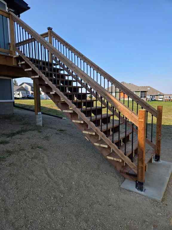 MLS® A2247893 - 2014 31 Avenue  in NONE Nanton, Residential
