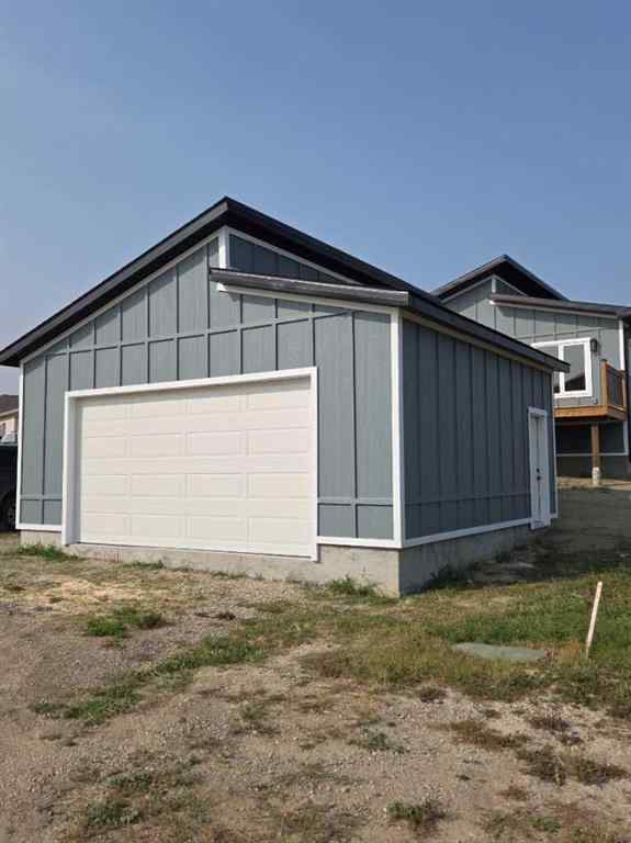 MLS® A2247893 - 2014 31 Avenue  in NONE Nanton, Residential