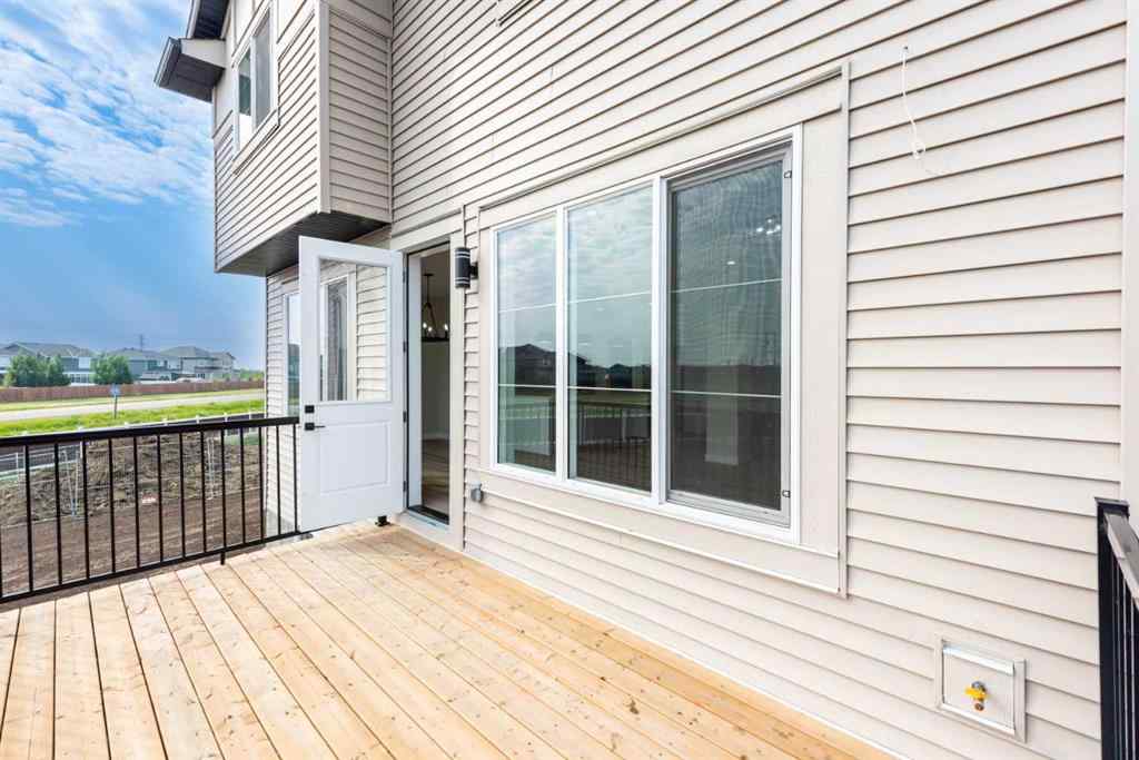 MLS® A2247900 - 40 North Bridges Court  in Bridges of Langdon Langdon, Residential