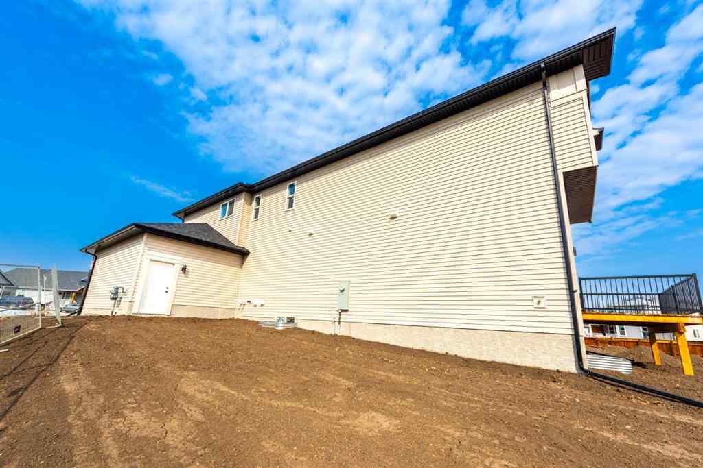 MLS® A2247900 - 40 North Bridges Court  in Bridges of Langdon Langdon, Residential