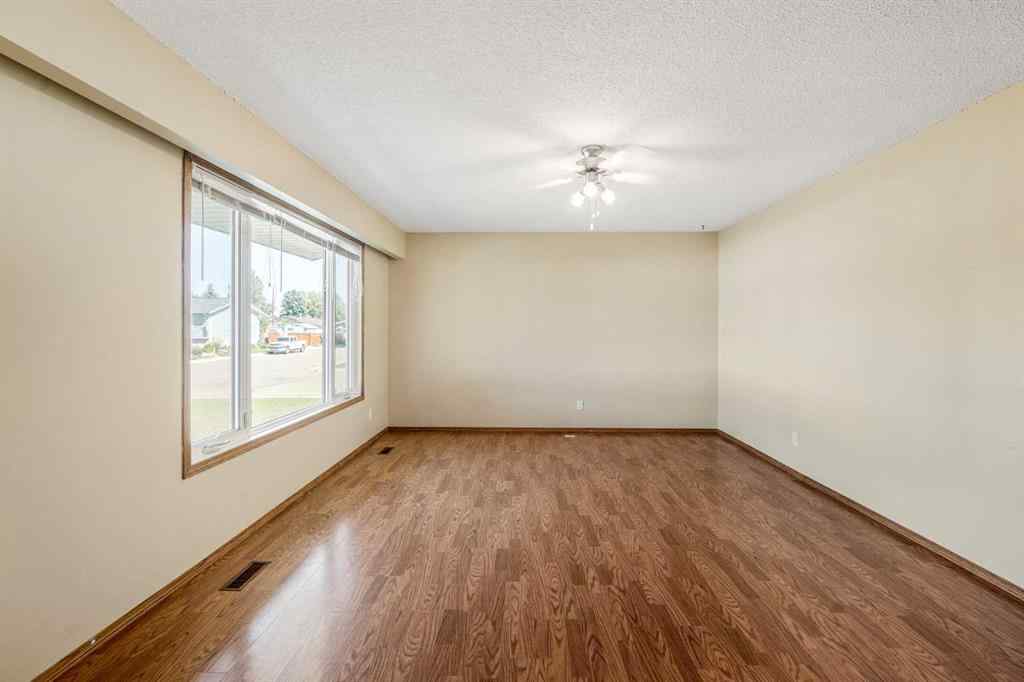 MLS® A2247901 - 120 11 St  N in NONE Vauxhall, Residential