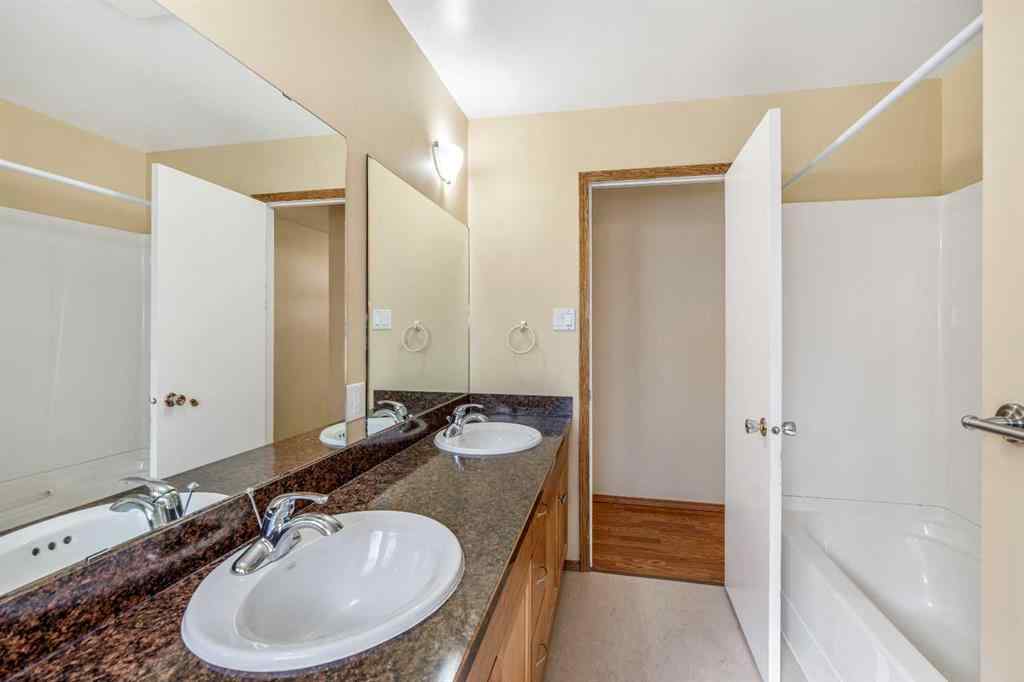 MLS® A2247901 - 120 11 St  N in NONE Vauxhall, Residential