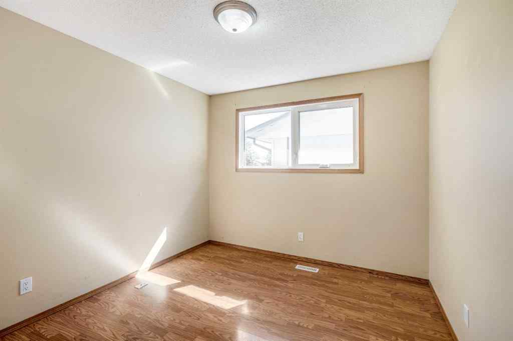 MLS® A2247901 - 120 11 St  N in NONE Vauxhall, Residential