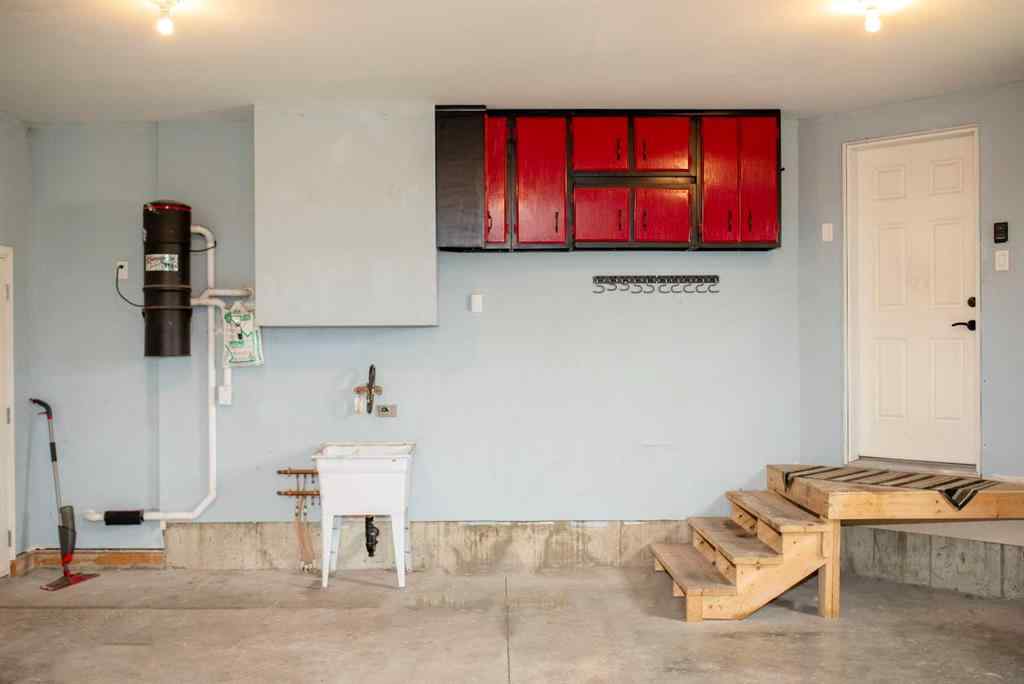 MLS® A2247904 - 38 Woodbine Avenue NW in Harvest Meadows Blackfalds, Residential