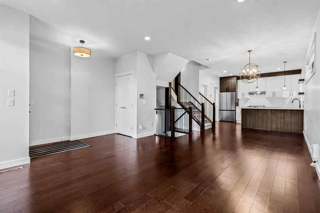 MLS® A2247905 - 1402 29 Street SW in Shaganappi Calgary, Residential