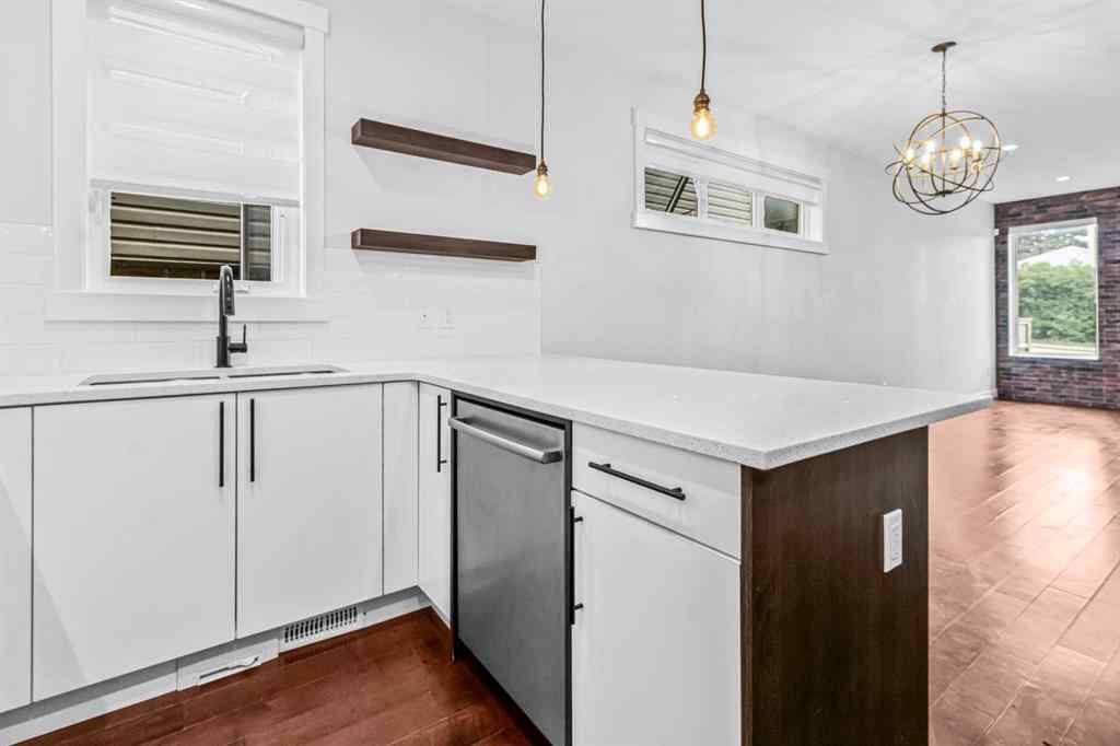 MLS® A2247905 - 1402 29 Street SW in Shaganappi Calgary, Residential