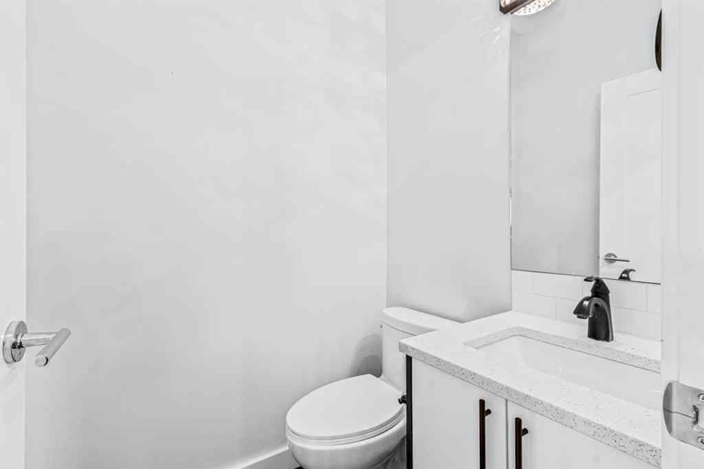 MLS® A2247905 - 1402 29 Street SW in Shaganappi Calgary, Residential
