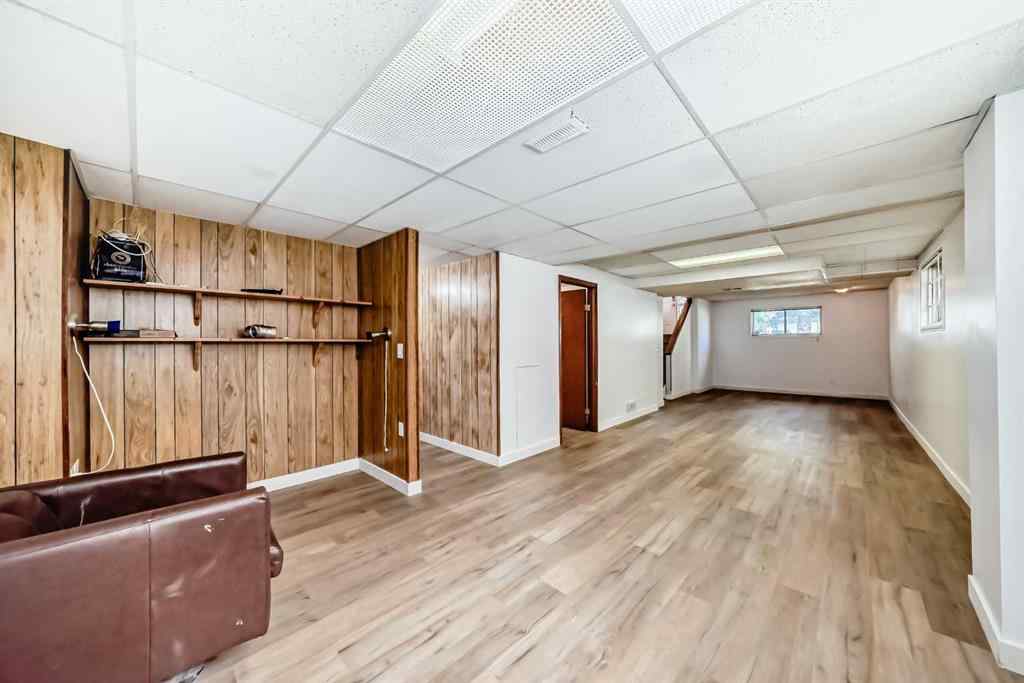 MLS® A2247936 - 331 Sunvale Drive SE in Sundance Calgary, Residential