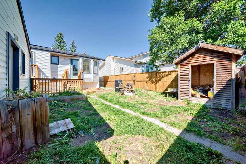 MLS® A2247936 - 331 Sunvale Drive SE in Sundance Calgary, Residential
