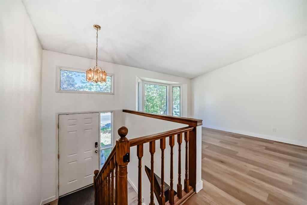 MLS® A2247936 - 331 Sunvale Drive SE in Sundance Calgary, Residential