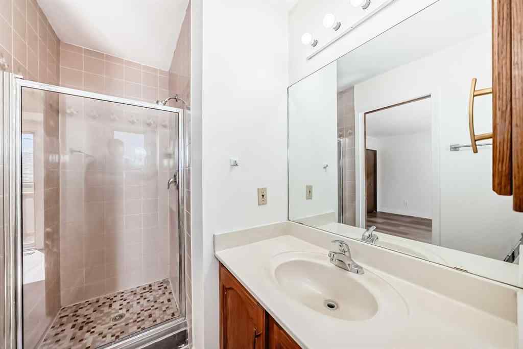 MLS® A2247936 - 331 Sunvale Drive SE in Sundance Calgary, Residential