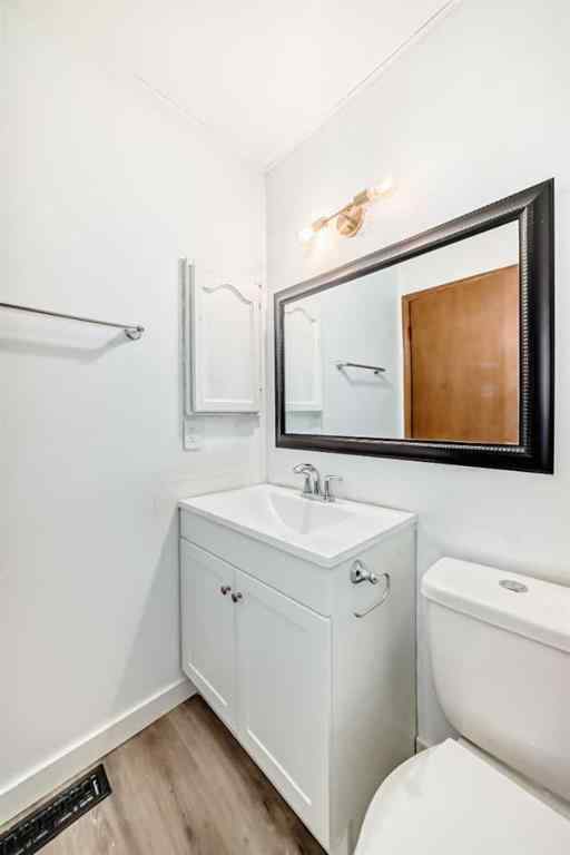 MLS® A2247936 - 331 Sunvale Drive SE in Sundance Calgary, Residential