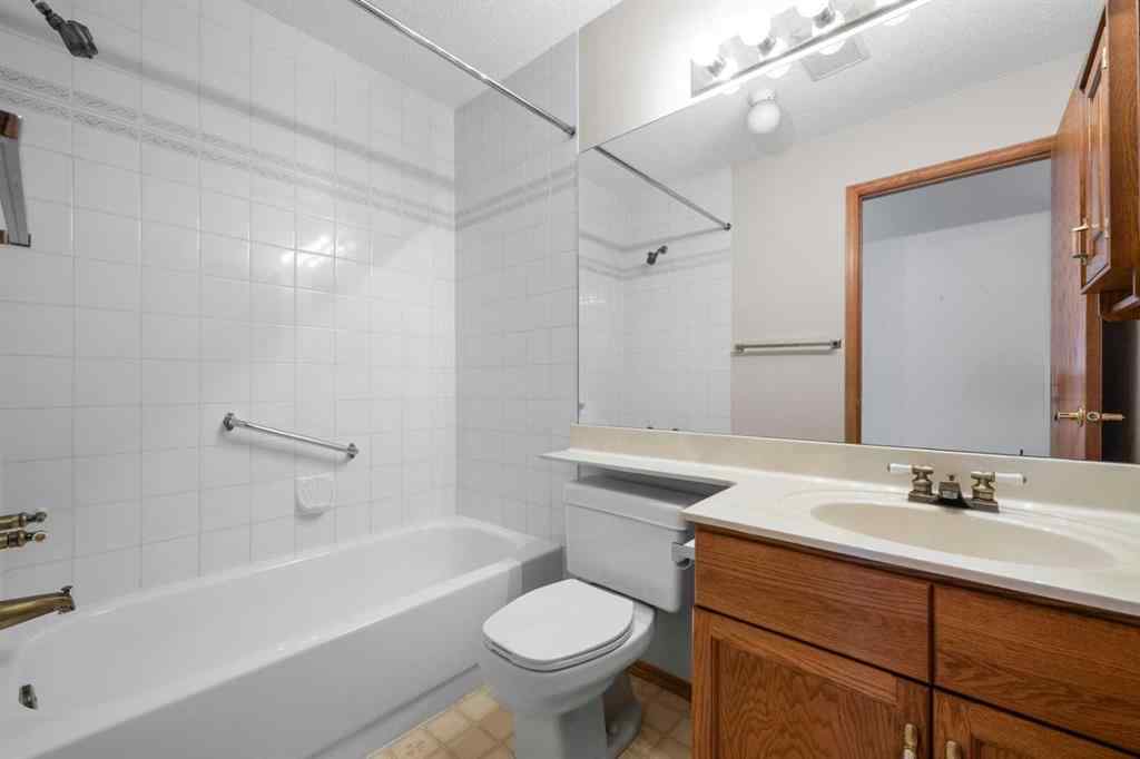 MLS® A2247937 - 87 Edgepark Villas NW in Edgemont Calgary, Residential