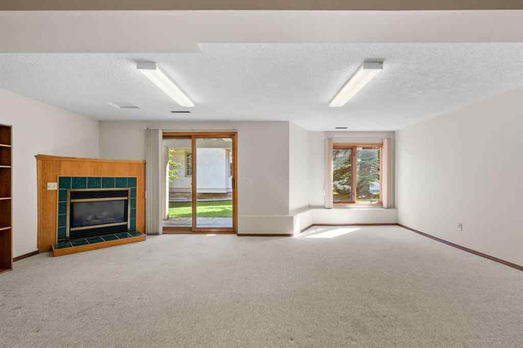MLS® A2247937 - 87 Edgepark Villas NW in Edgemont Calgary, Residential