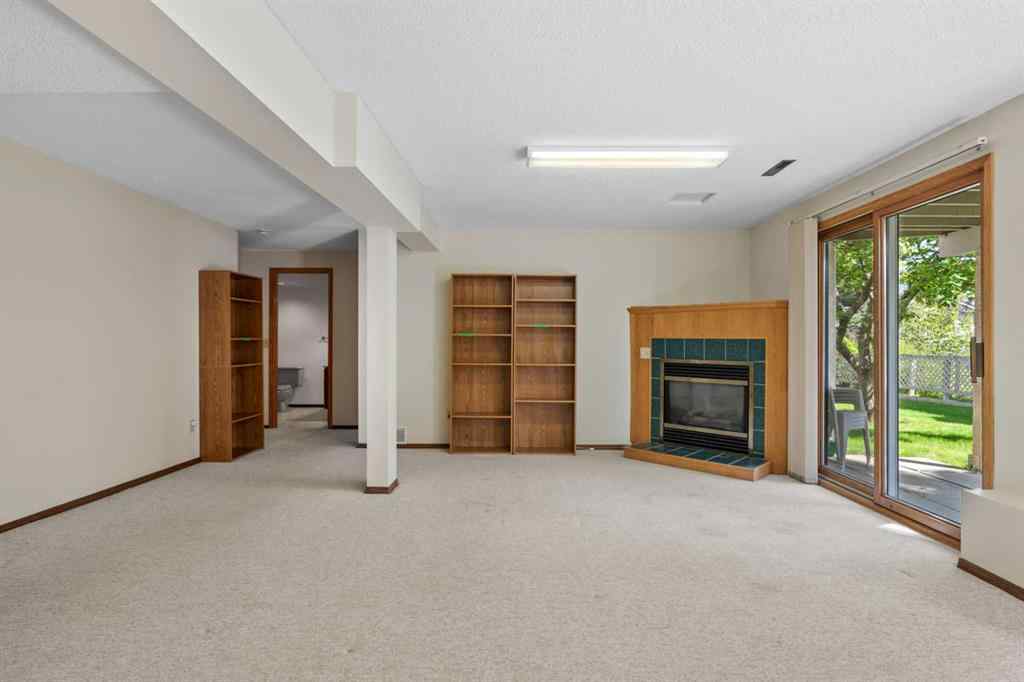 MLS® A2247937 - 87 Edgepark Villas NW in Edgemont Calgary, Residential