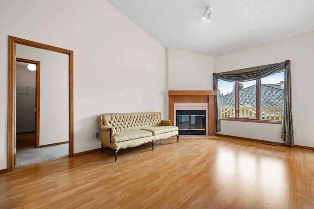 MLS® A2247937 - 87 Edgepark Villas NW in Edgemont Calgary, Residential