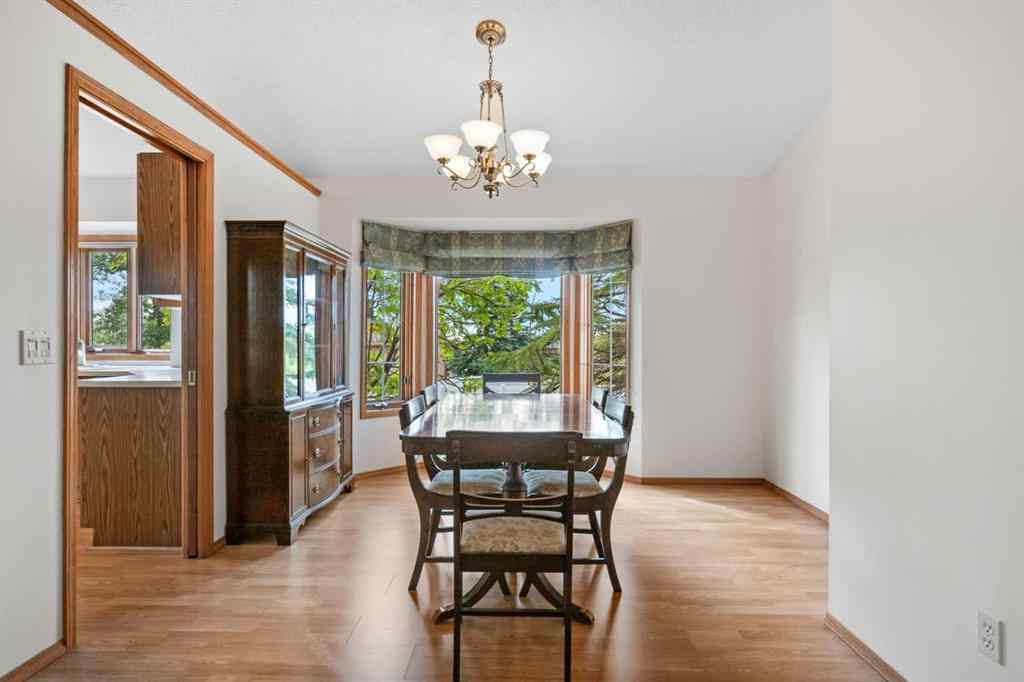 MLS® A2247937 - 87 Edgepark Villas NW in Edgemont Calgary, Residential
