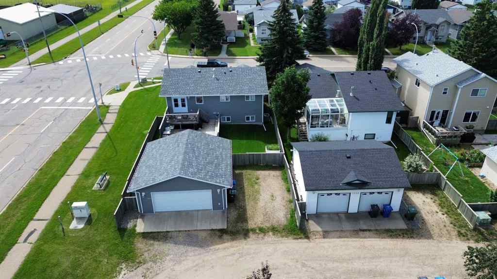 MLS® A2247943 - 5204 42 Street  in Central Innisfail Innisfail, Residential
