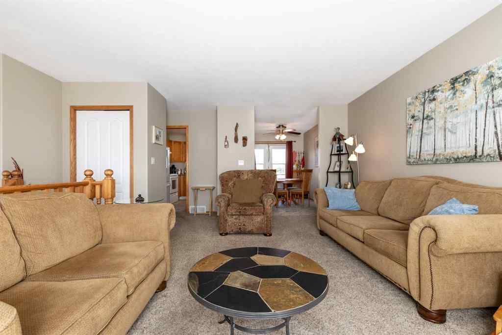 MLS® A2247943 - 5204 42 Street  in Central Innisfail Innisfail, Residential