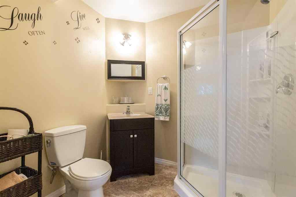 MLS® A2247943 - 5204 42 Street  in Central Innisfail Innisfail, Residential