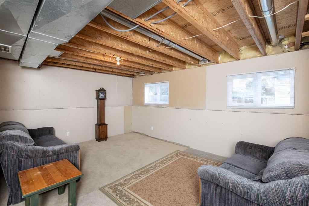 MLS® A2247943 - 5204 42 Street  in Central Innisfail Innisfail, Residential