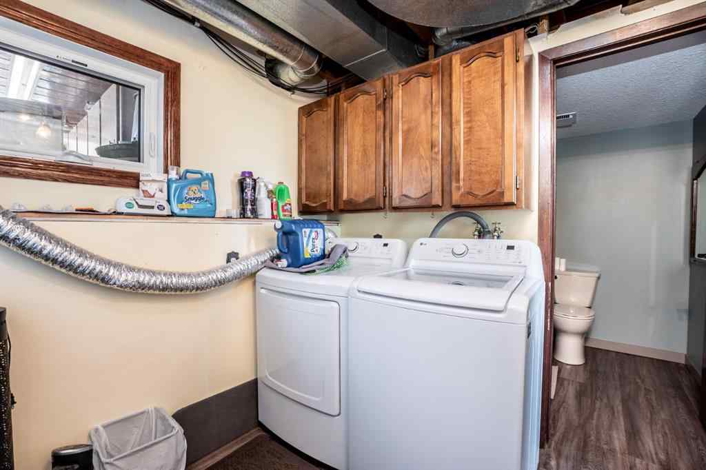 MLS® A2247945 - 911 12 Street SE in Emerson Lake Estates High River, Residential
